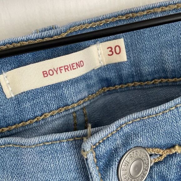 Levi's‎ Boyfriend Jeans Light Wash Size 30 - Picture 6 of 10